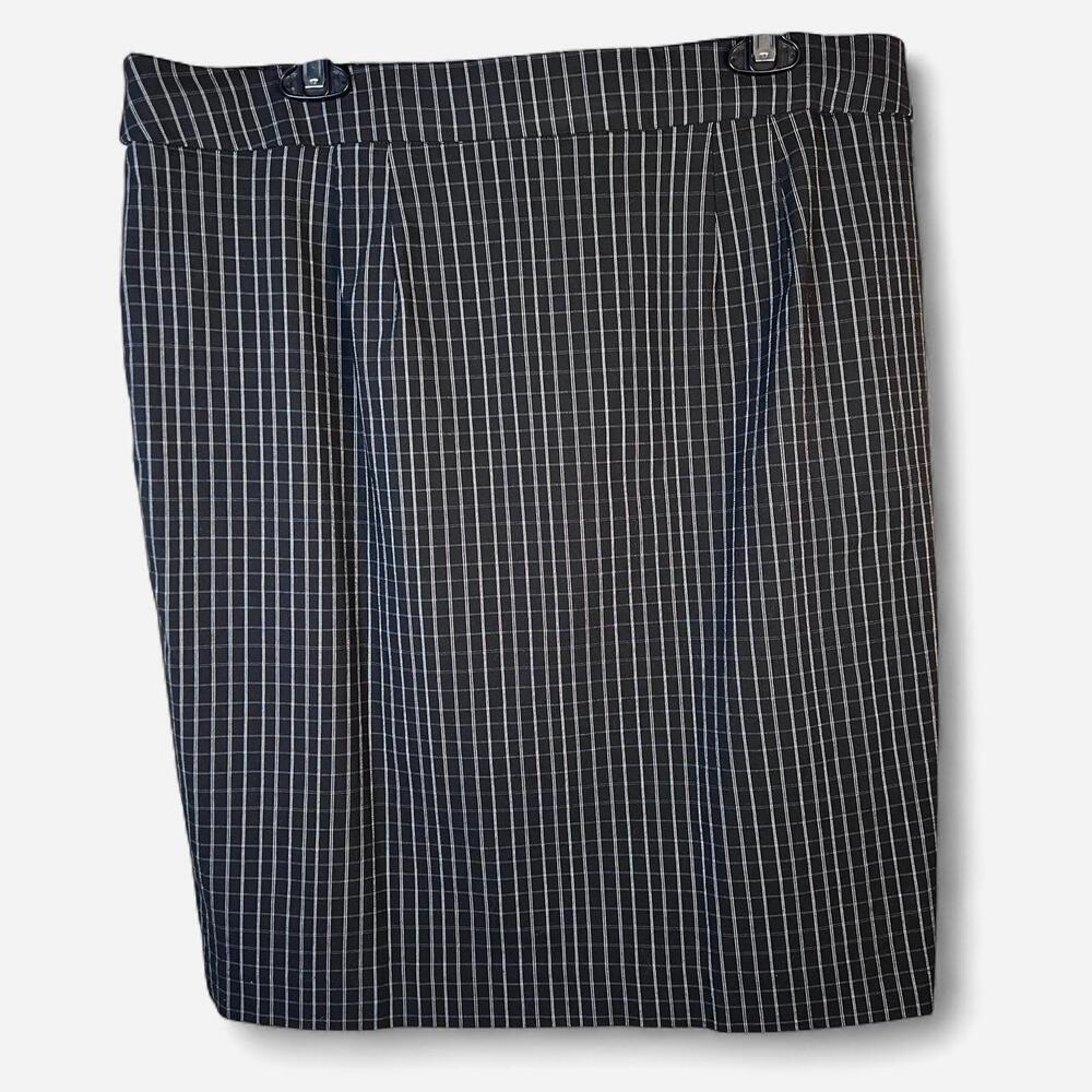 Elle - Women's Midi-Skirt - Size XL